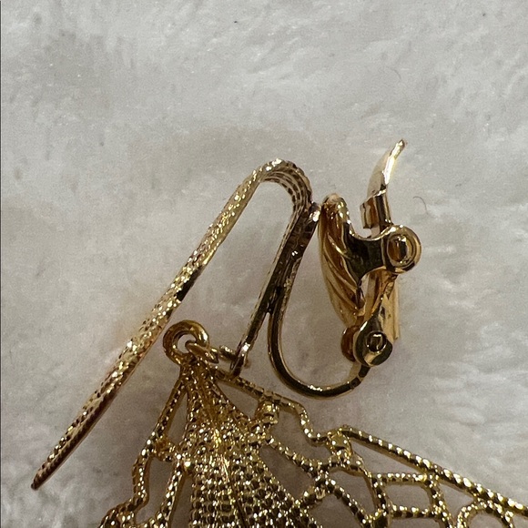 Trifari Gold Filigree Drop Earrings - Picture 3 of 8